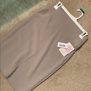 🎃PRICE DROP🎃. Lularoe Cassie skirt